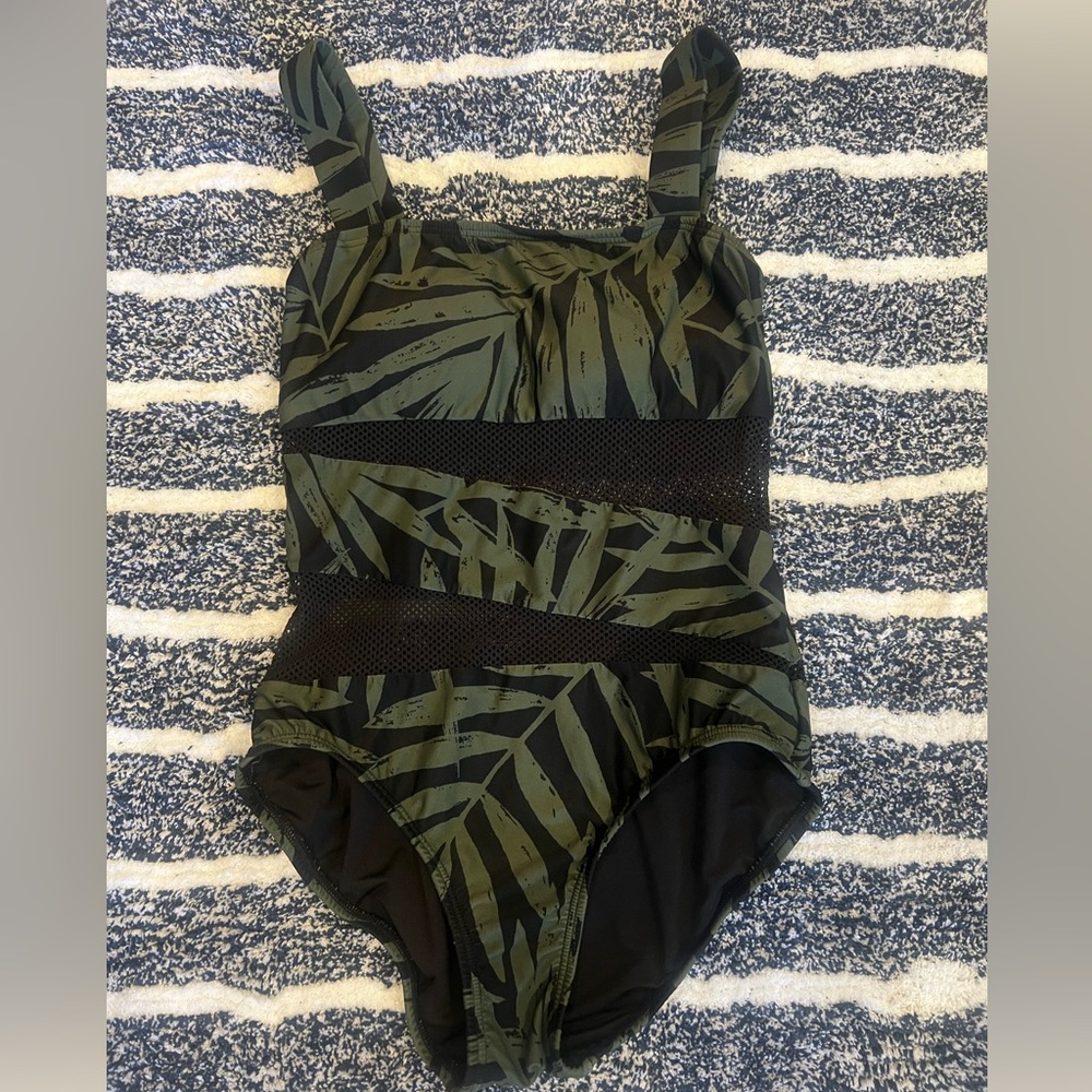 Carmen Marc Valvo Olive Leaf Mesh Cutout One Piece Bathing Suit. Size 8